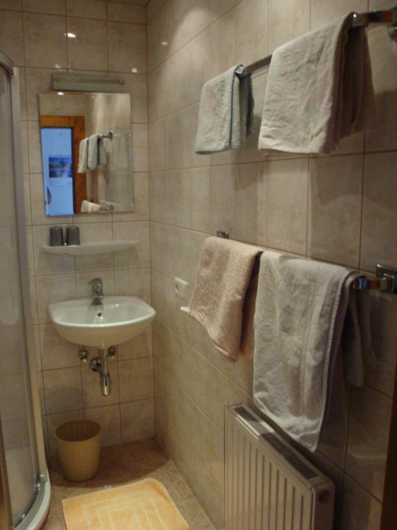 Hôtel Gastehaus Treichl à Fügen Chambre photo