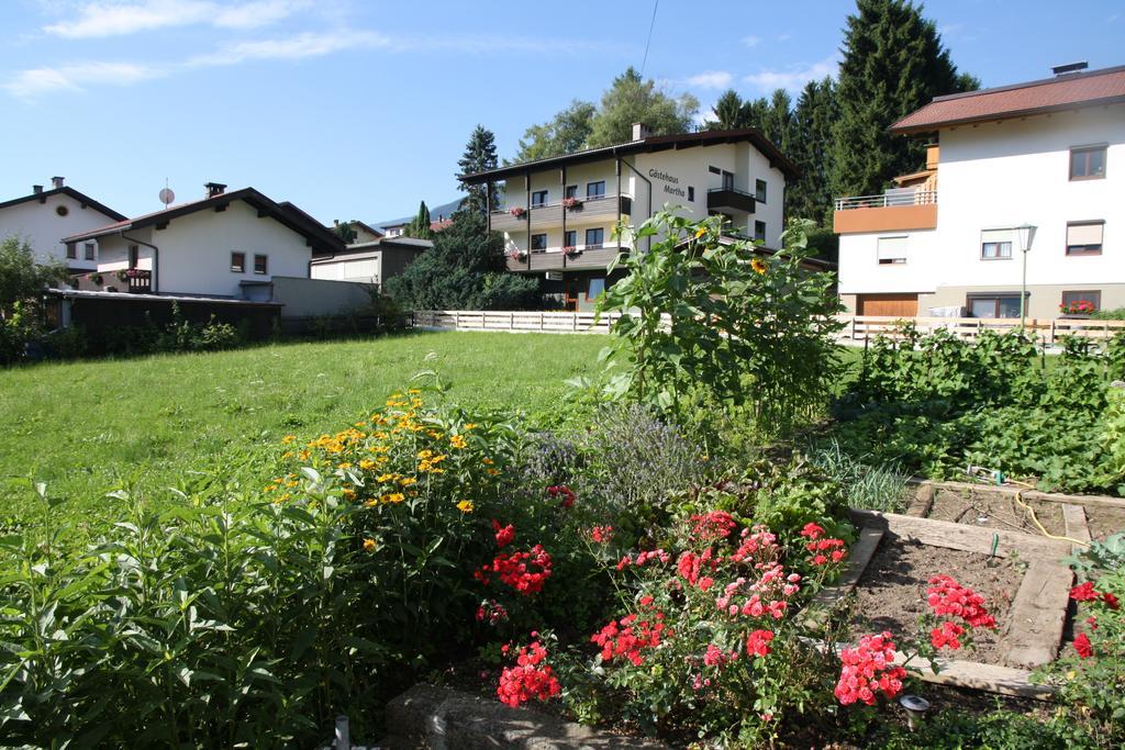 Hôtel Gastehaus Treichl à Fügen Extérieur photo